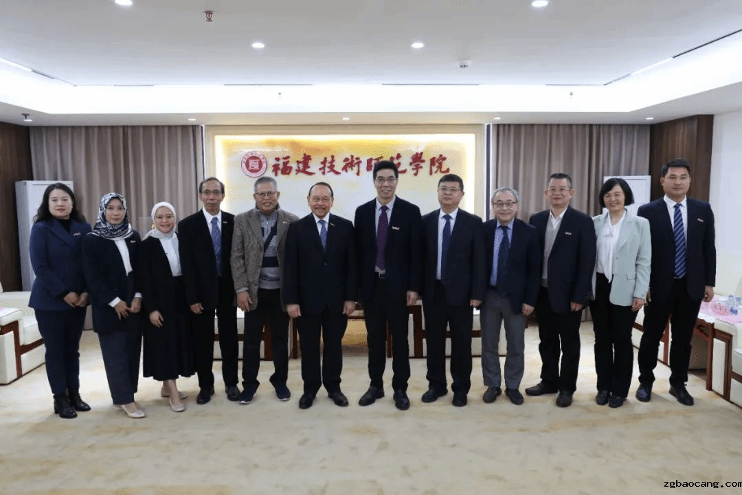 校长吴克寿与印尼IPMI国际商学院校长阿曼座谈交流